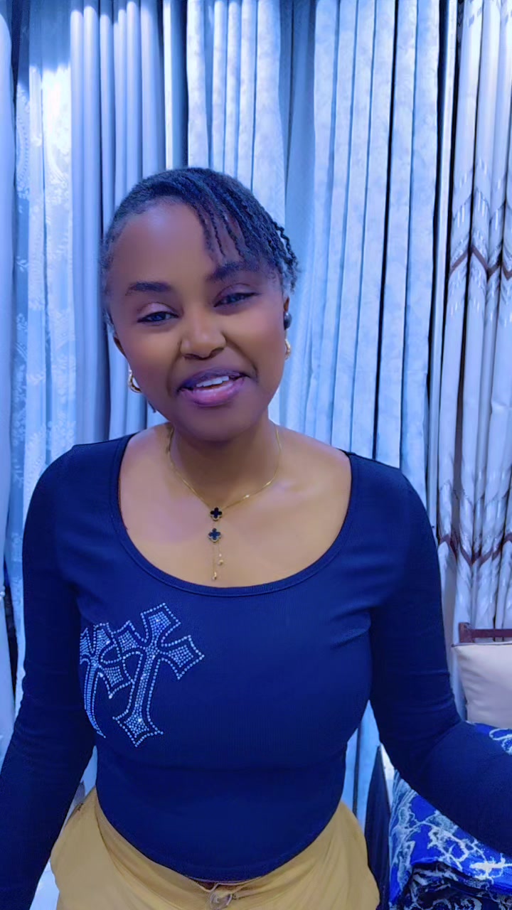 @Miss_waithera,🌹