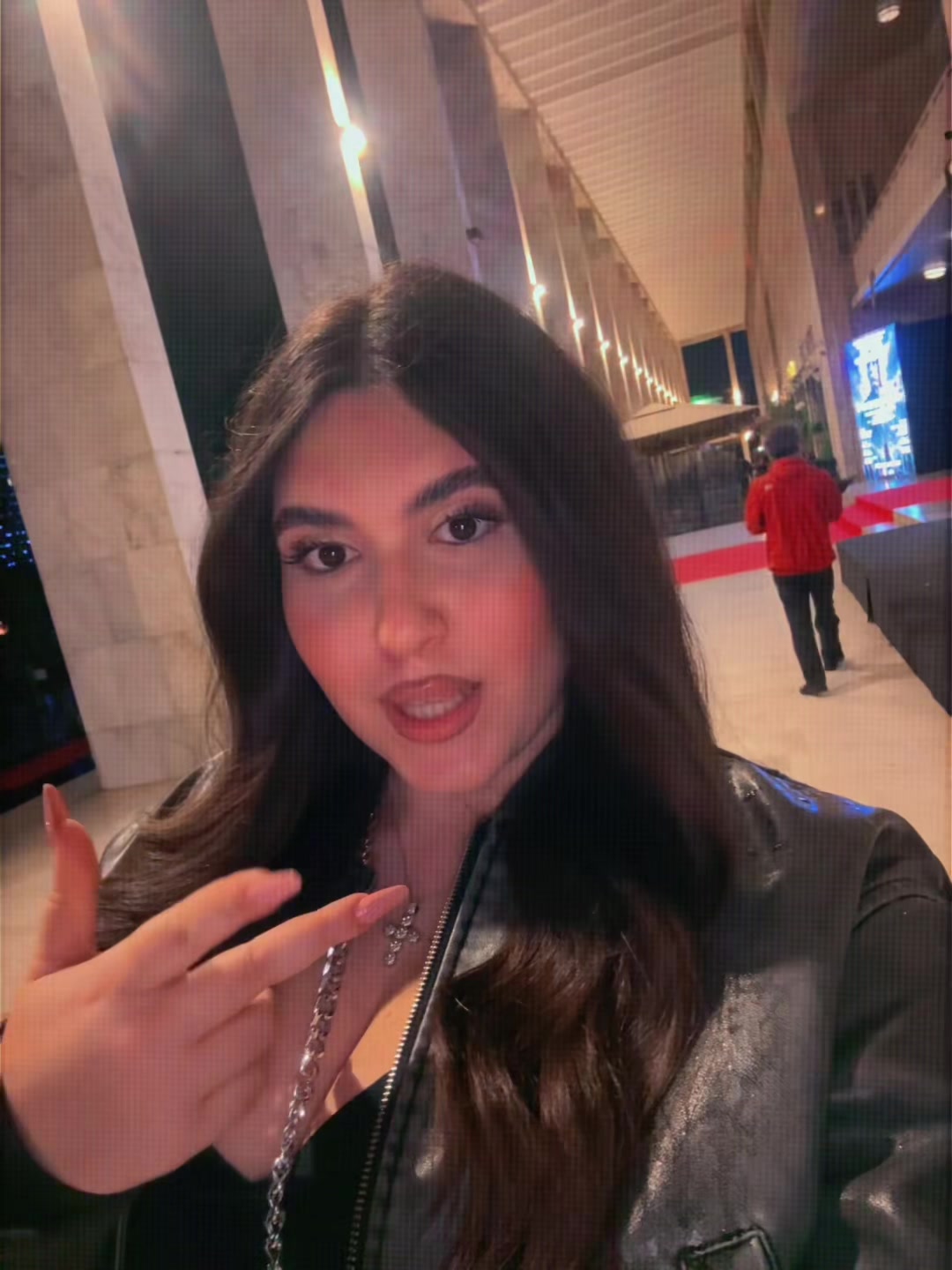 @𝐸 𝐿 𝐸 𝒩 𝒜 👸🏻