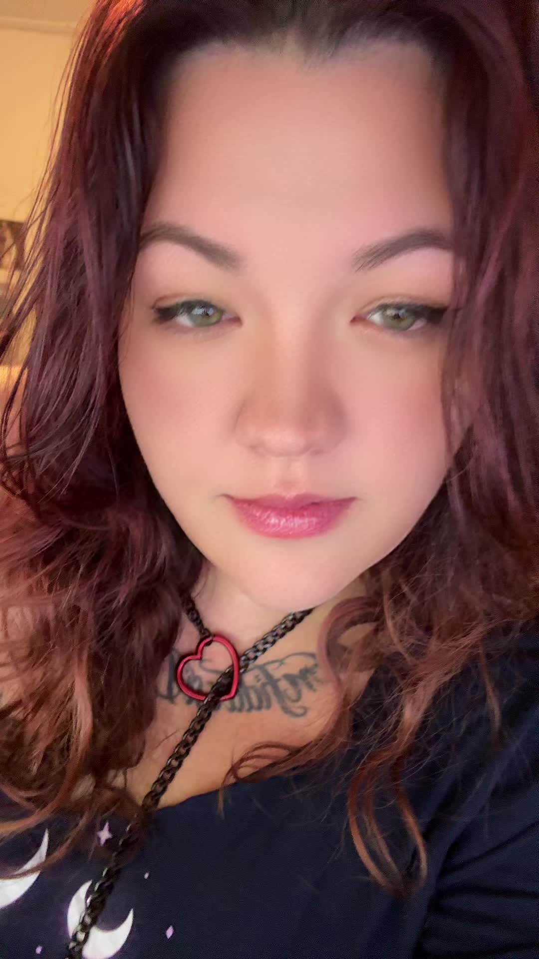 @🥀Cass🥀 Book Girlie & Author