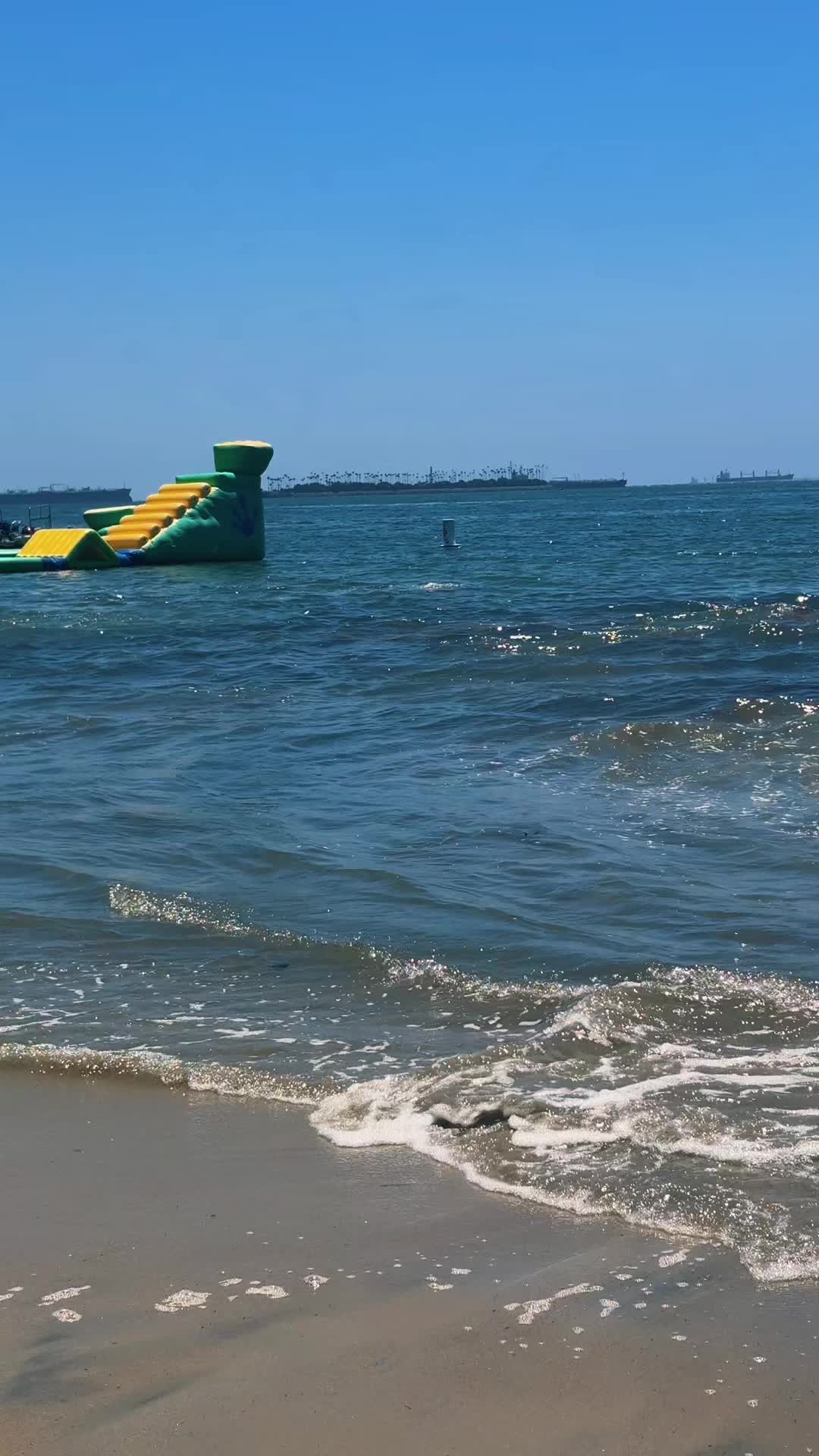@hellolongbeachca