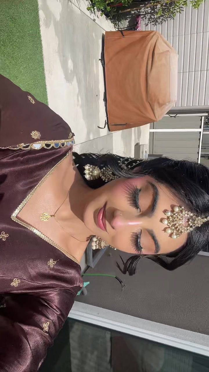 @Priya ☬