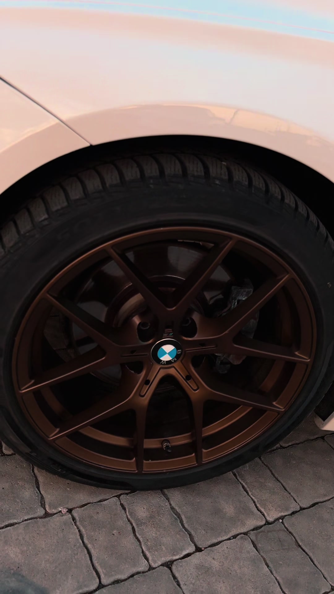 @Uzh_cars