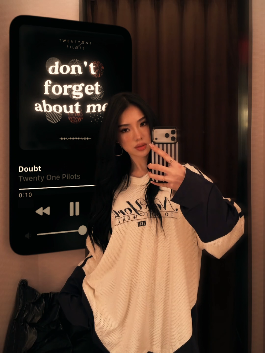 @𝐩𝐚𝐧𝐭𝐞𝐫𝐚 ☆