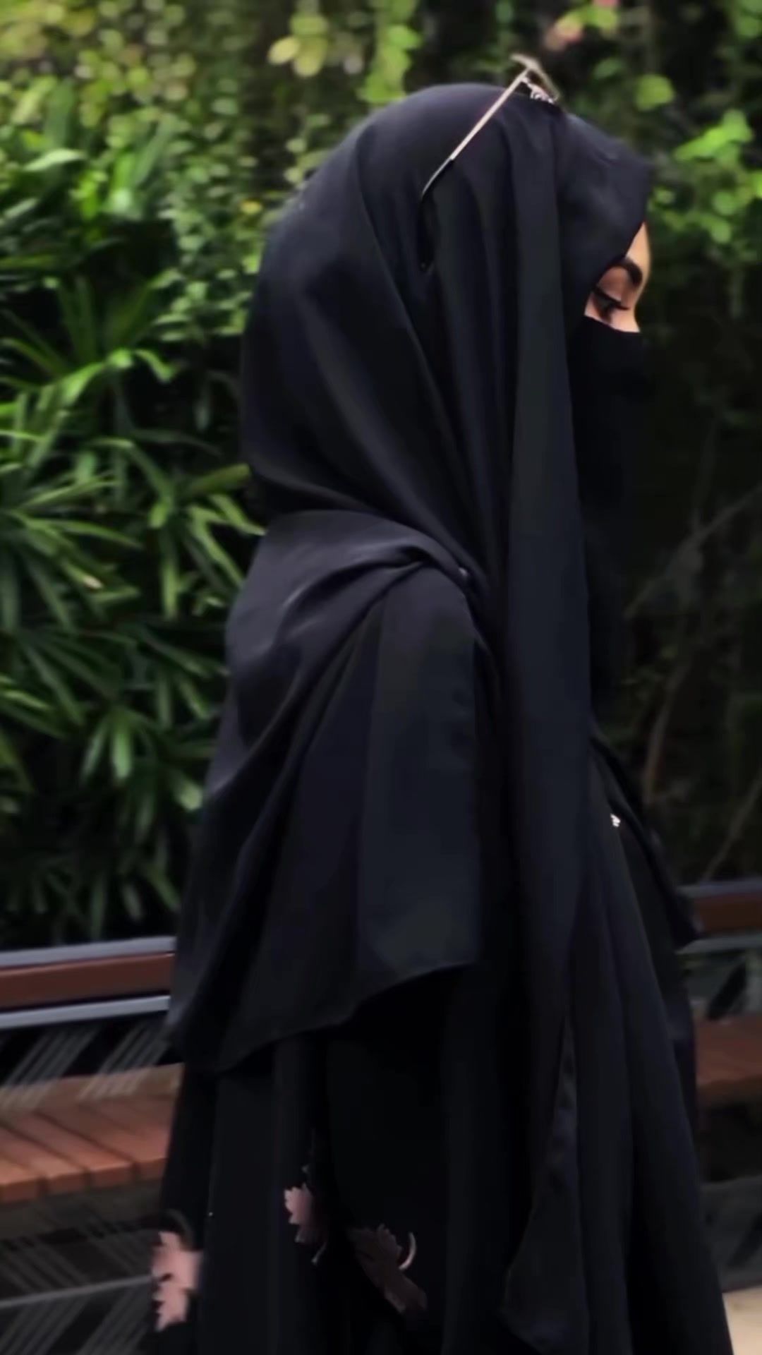 @🖤