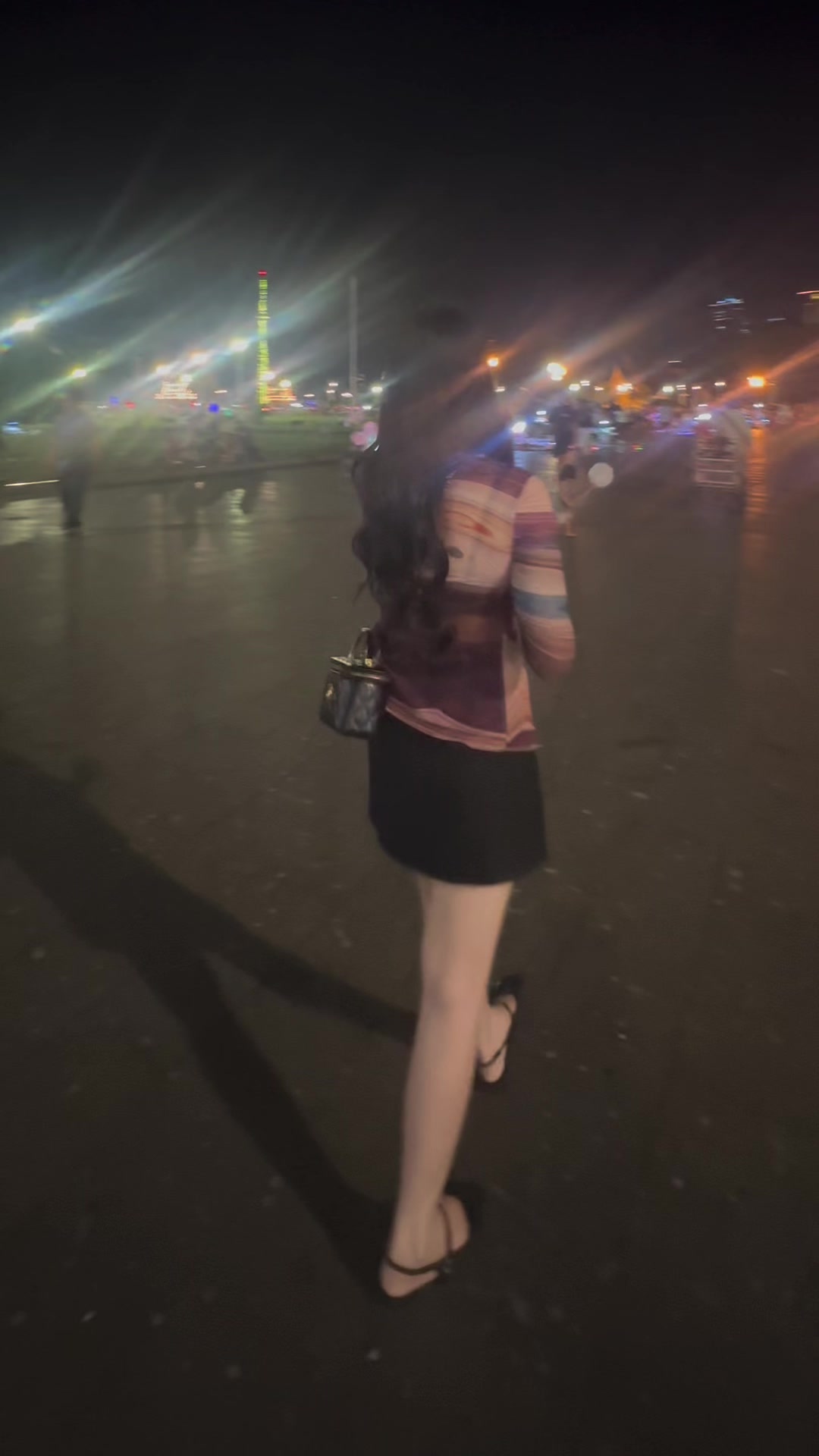 @🩷ចែនី🩷