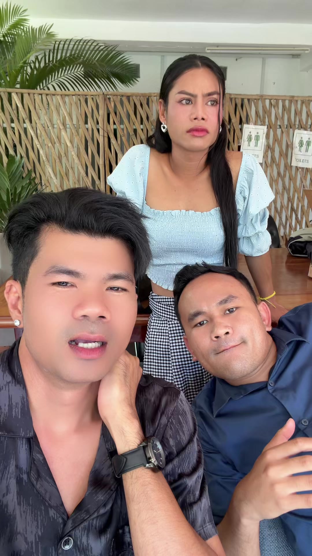 @PhanRong - ផាន់រុង