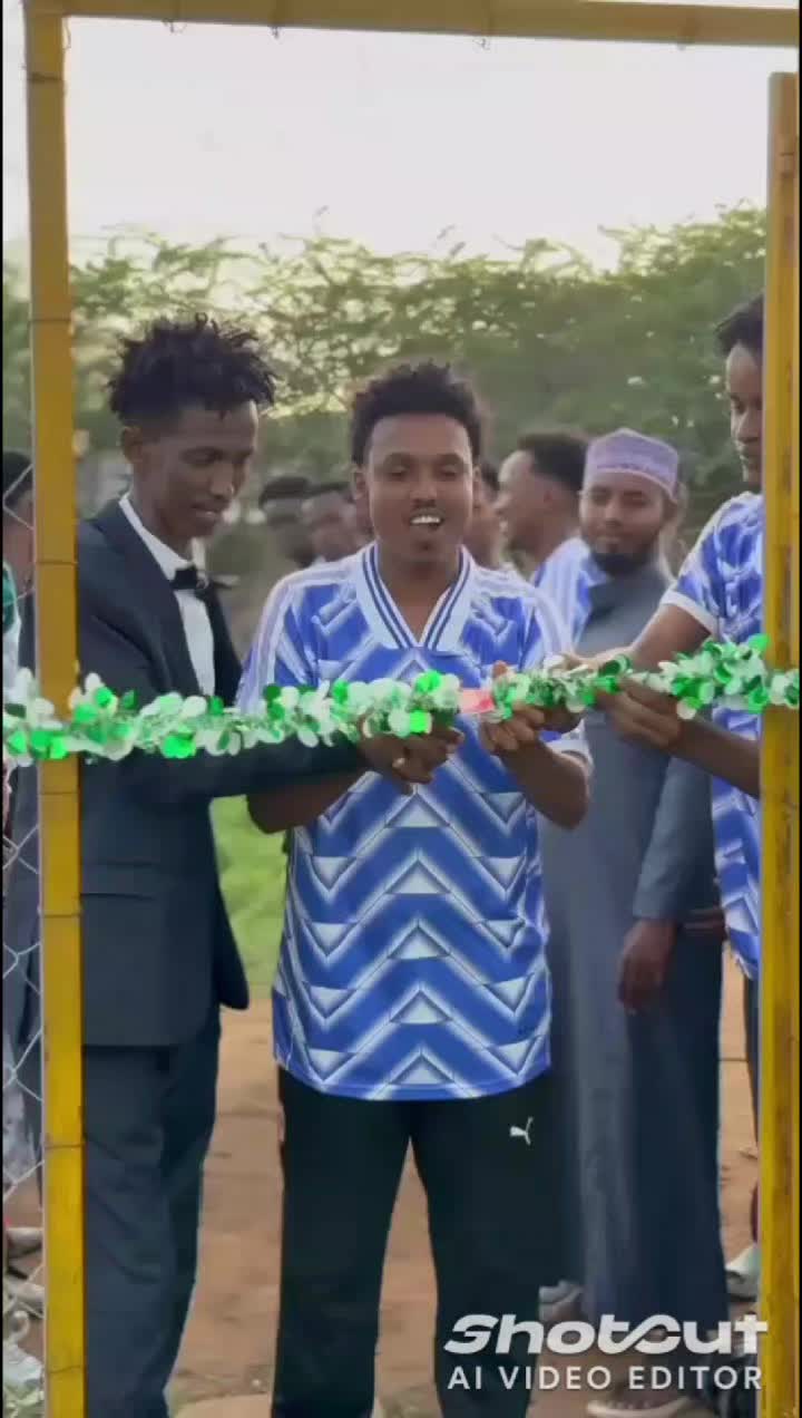 @Madax weynaha qoxotiga🙏