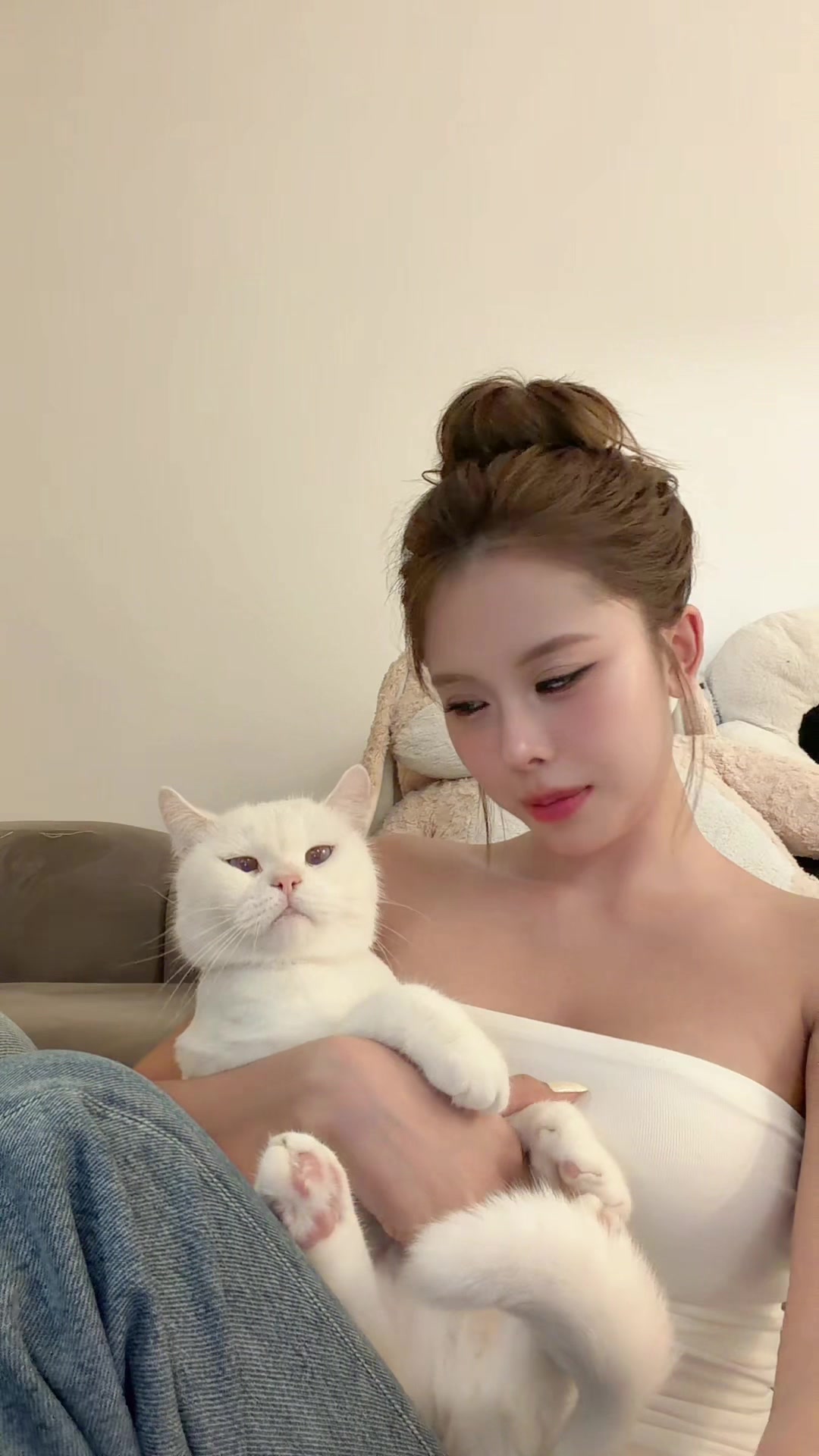 @Vo Nu Ngan Ha 💋