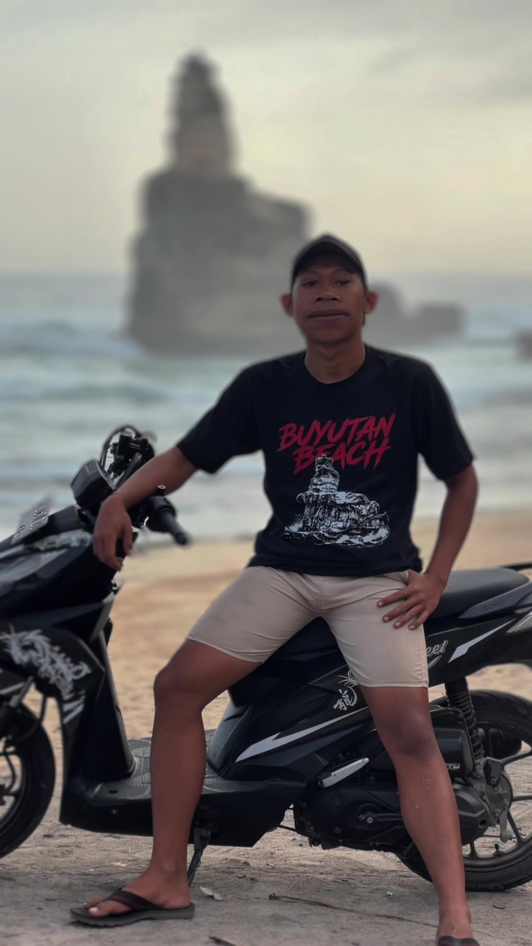 @PANTAI BUYUTAN PACITAN