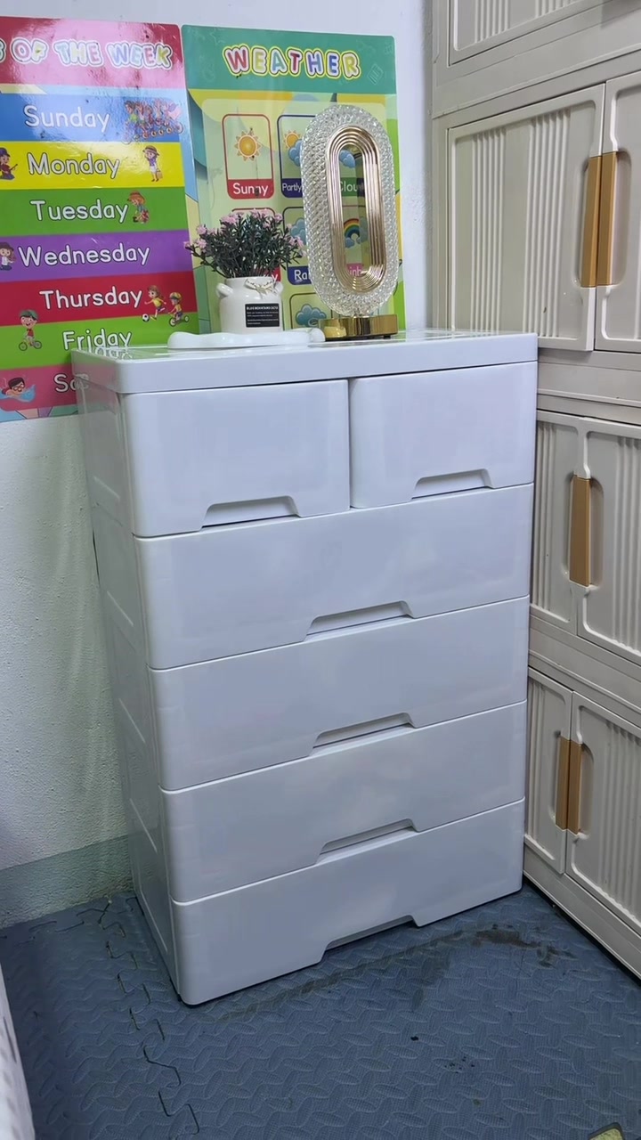 @bellasFinds28