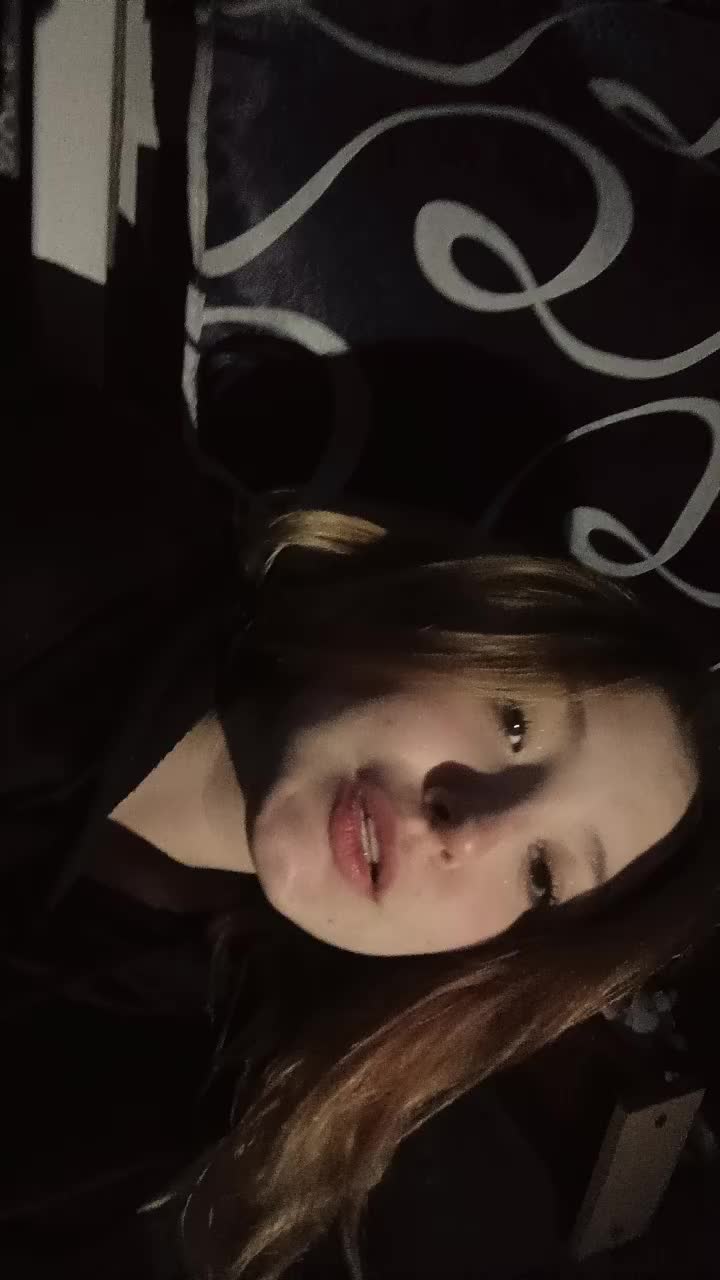 @лисёнок 🦊