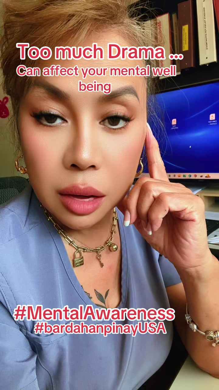 @Plumeria_bloom