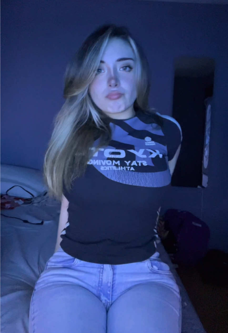 @𝐂𝐚𝐭 𝐋𝐢𝐳