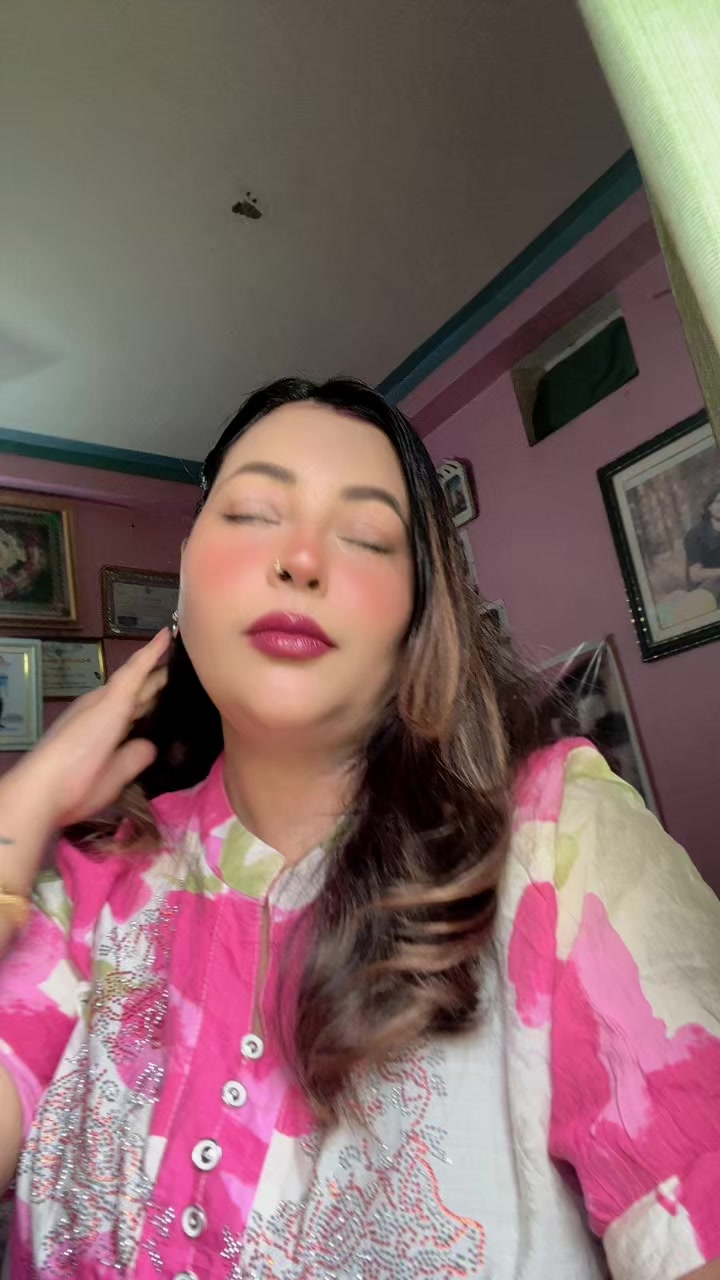 @🦋Dimple girl🦋