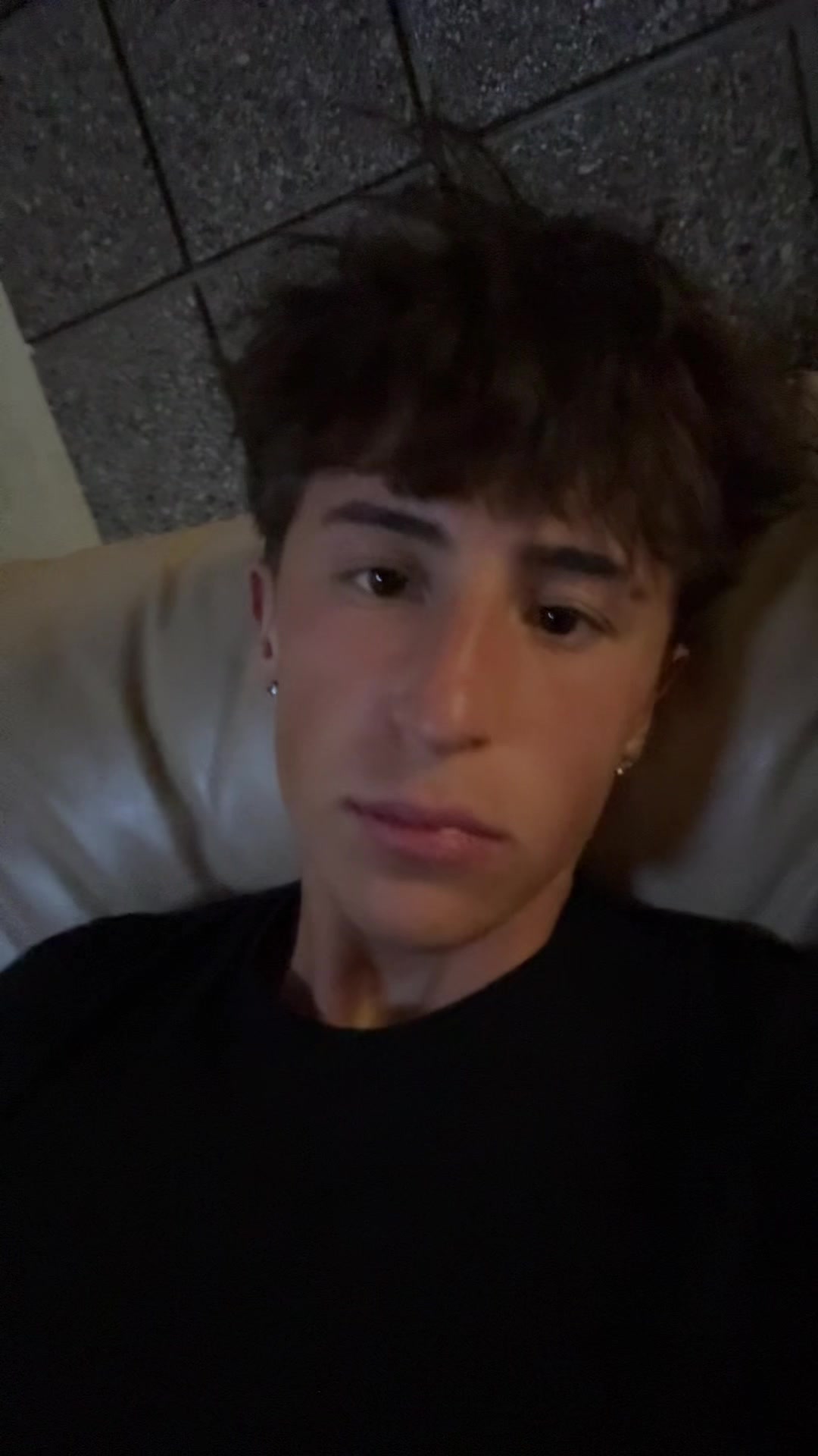 @robloxmoneylover69