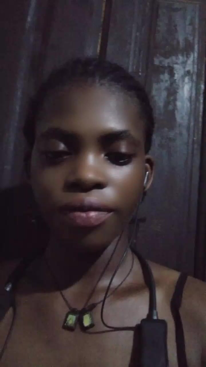 @💖👑Flower girl🌹( Amaghana Ba