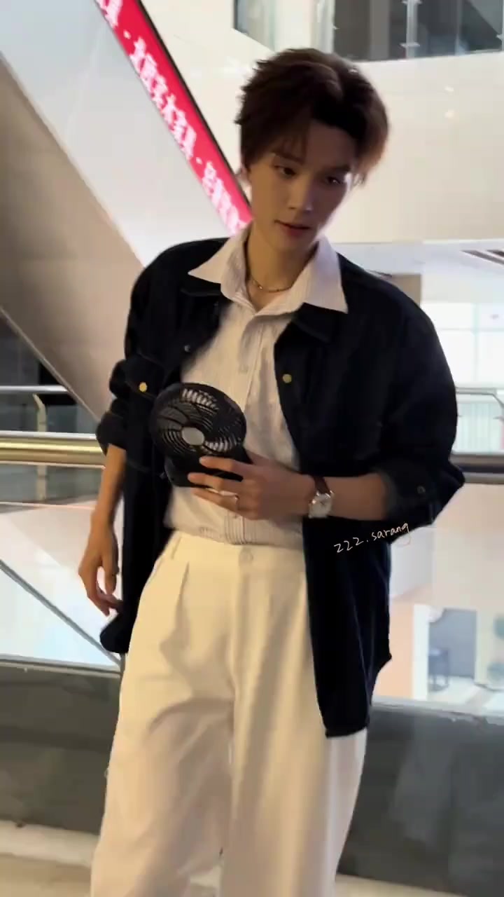 @梁思伟