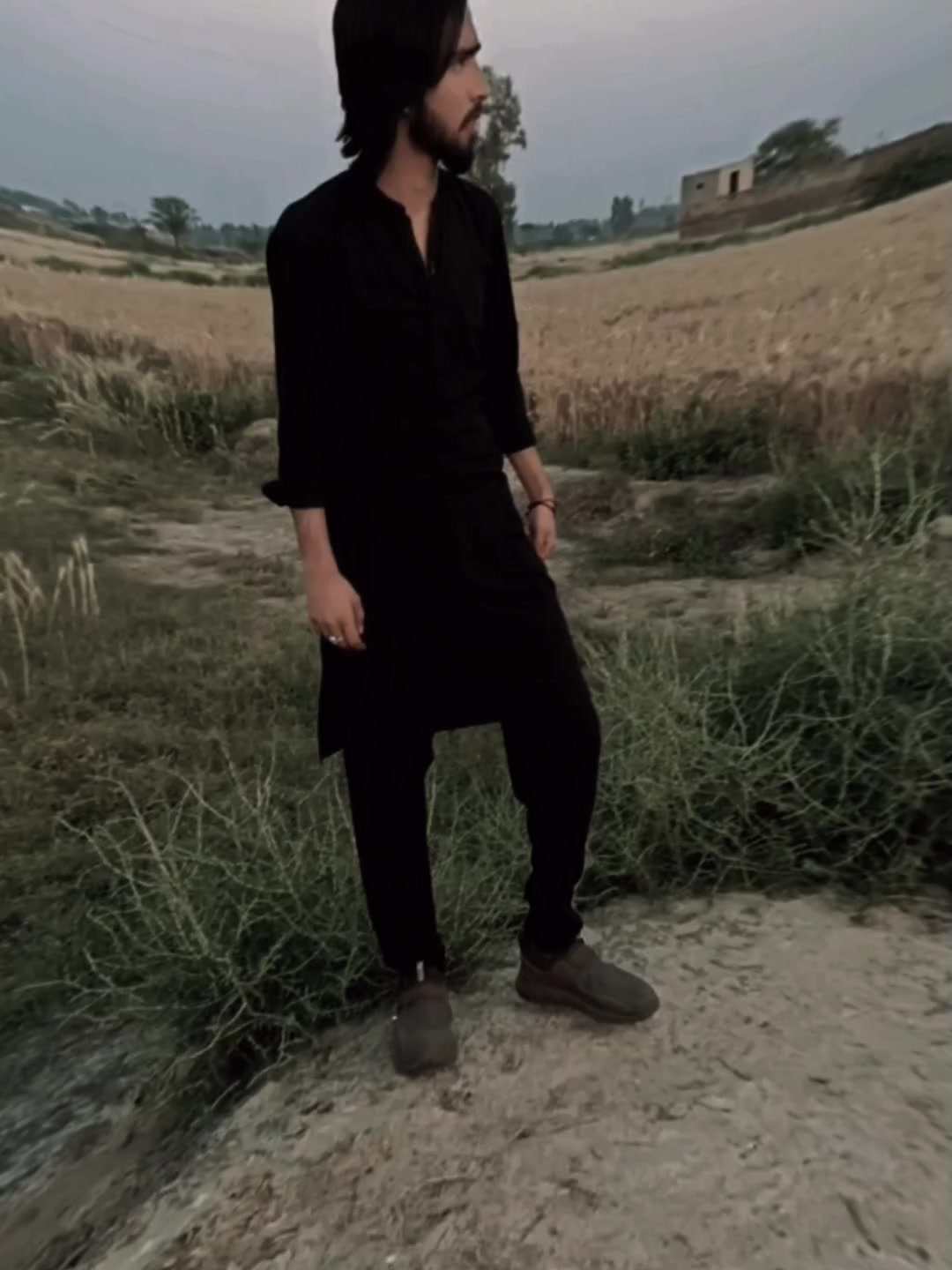 @𝘔𝘳 𝘋𝘢𝘯𝘪𝘪 🫅