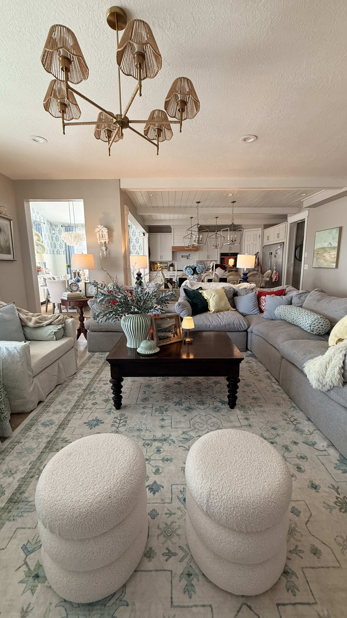 @Crystal | WFHM & Cozy Home