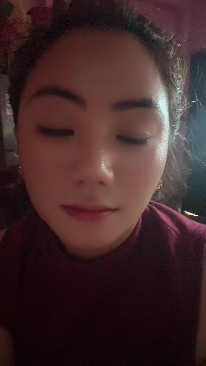 @Hira Maya Waiba