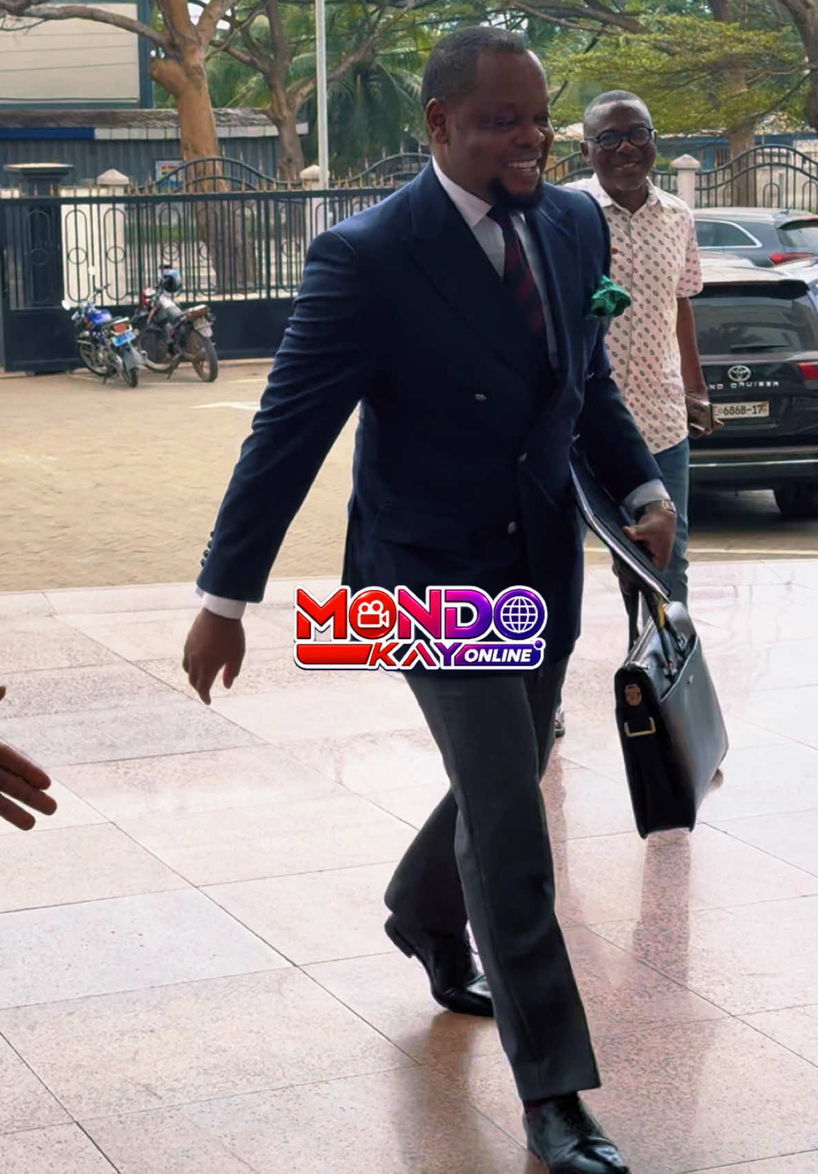@Mondo Kay Online