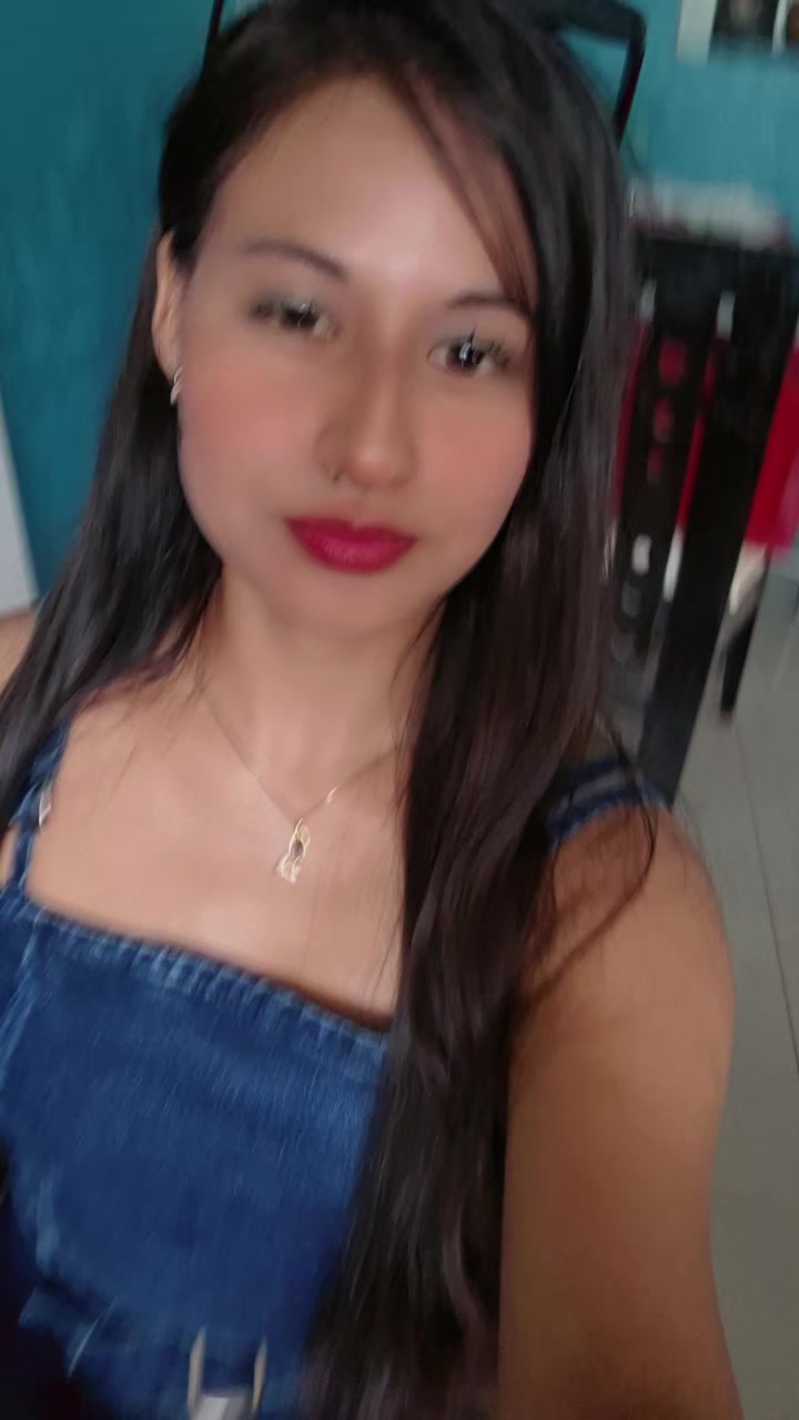 @🦋A'naly Chuquihuanga🥰🍒😘