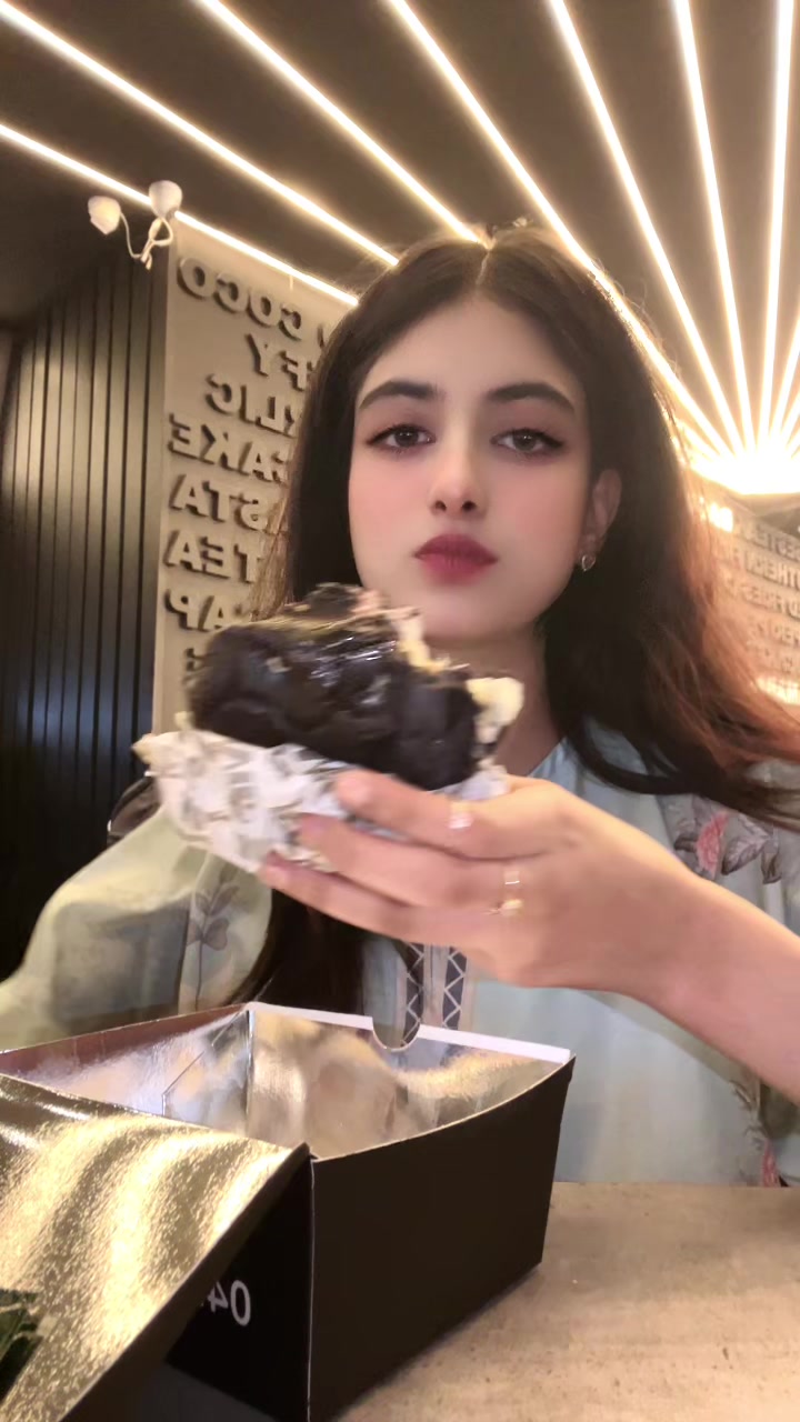 @Neha👾