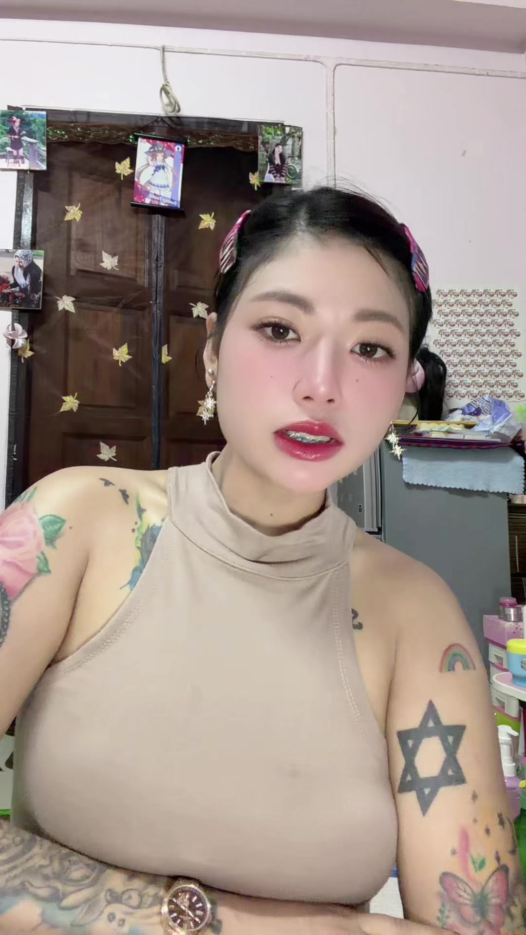 @<อะบู้ สายรุ้ง>《Ar Nya》