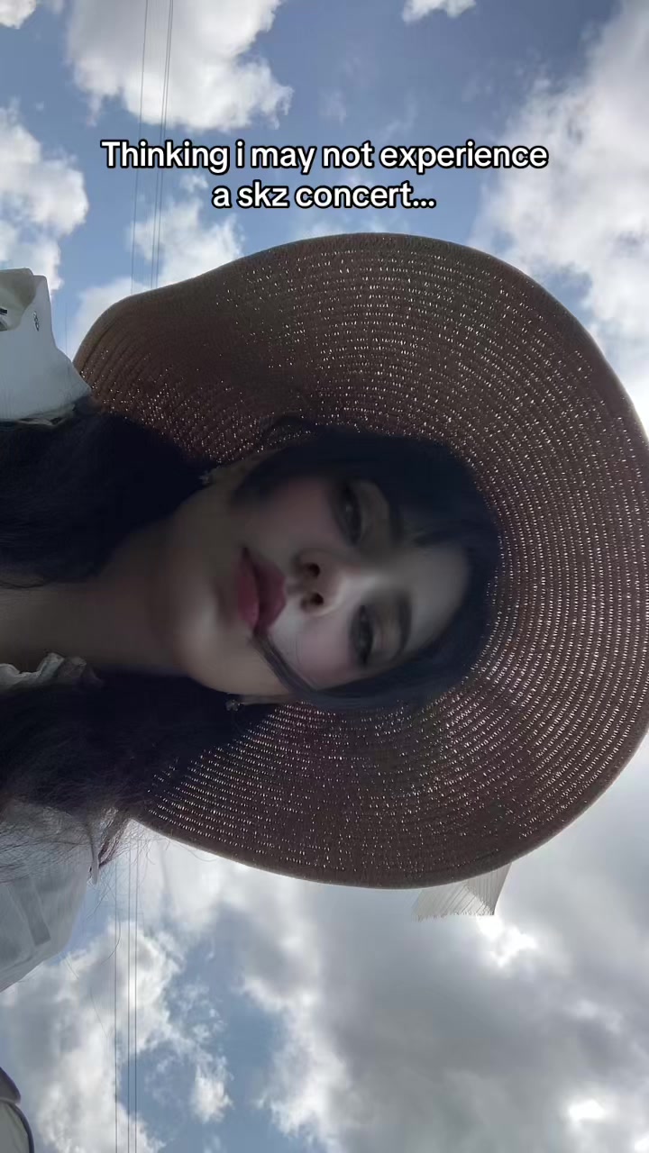 @Loona🐿️