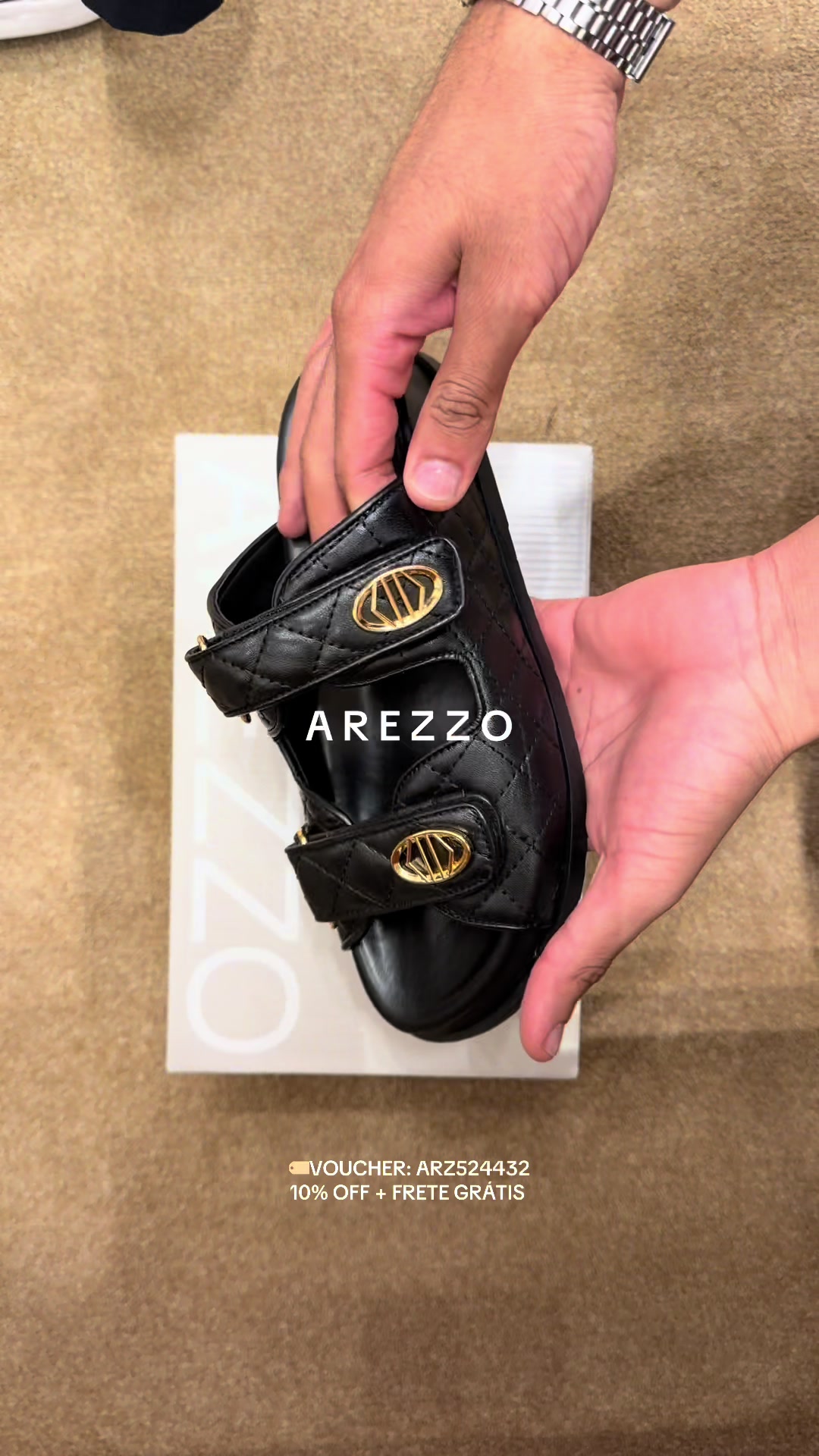 @Dennis Arezzo| ARZ524432