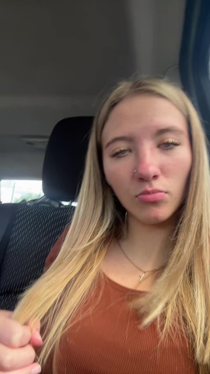 @livy.poo.16
