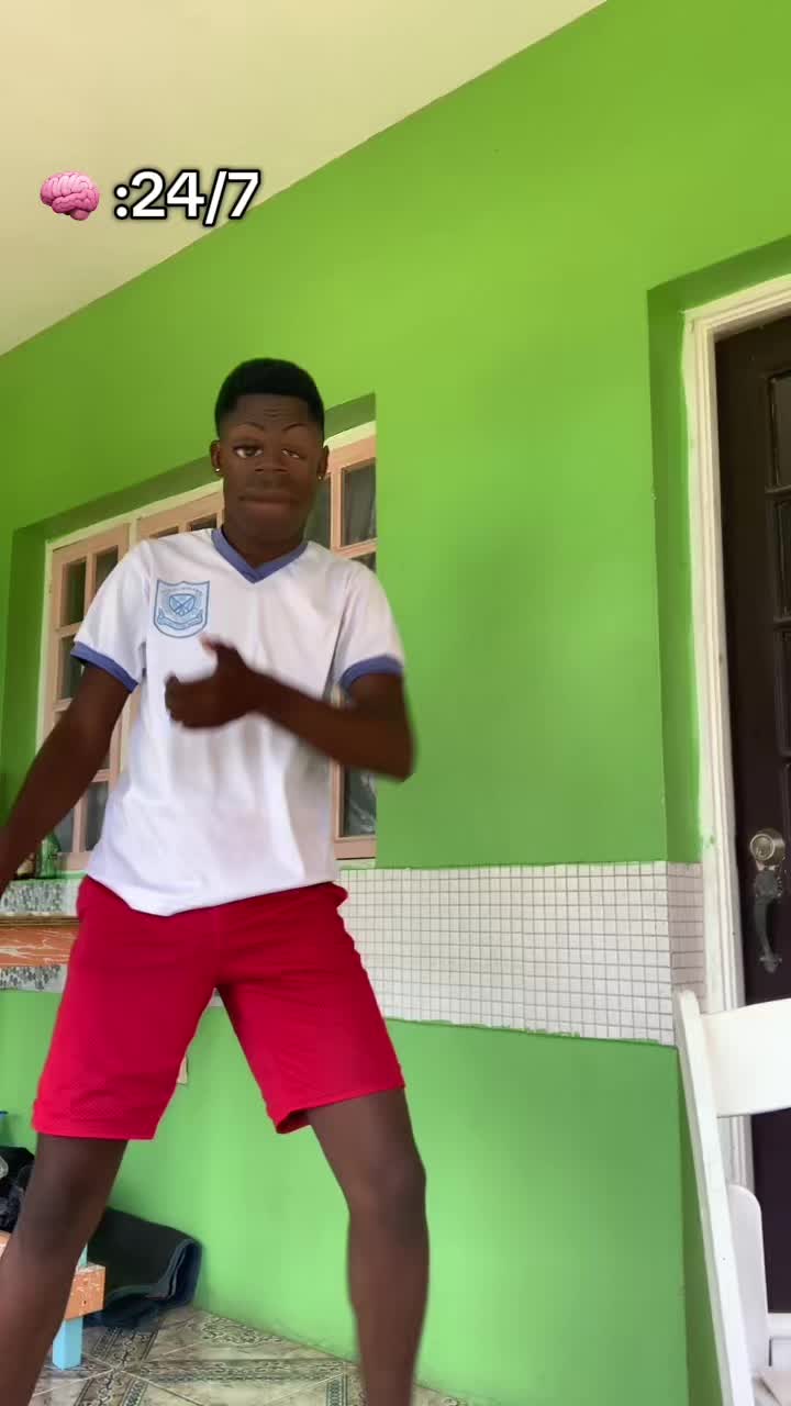 @𝑹𝑶𝑴𝑨𝑹𝑰𝑶〆🎭
