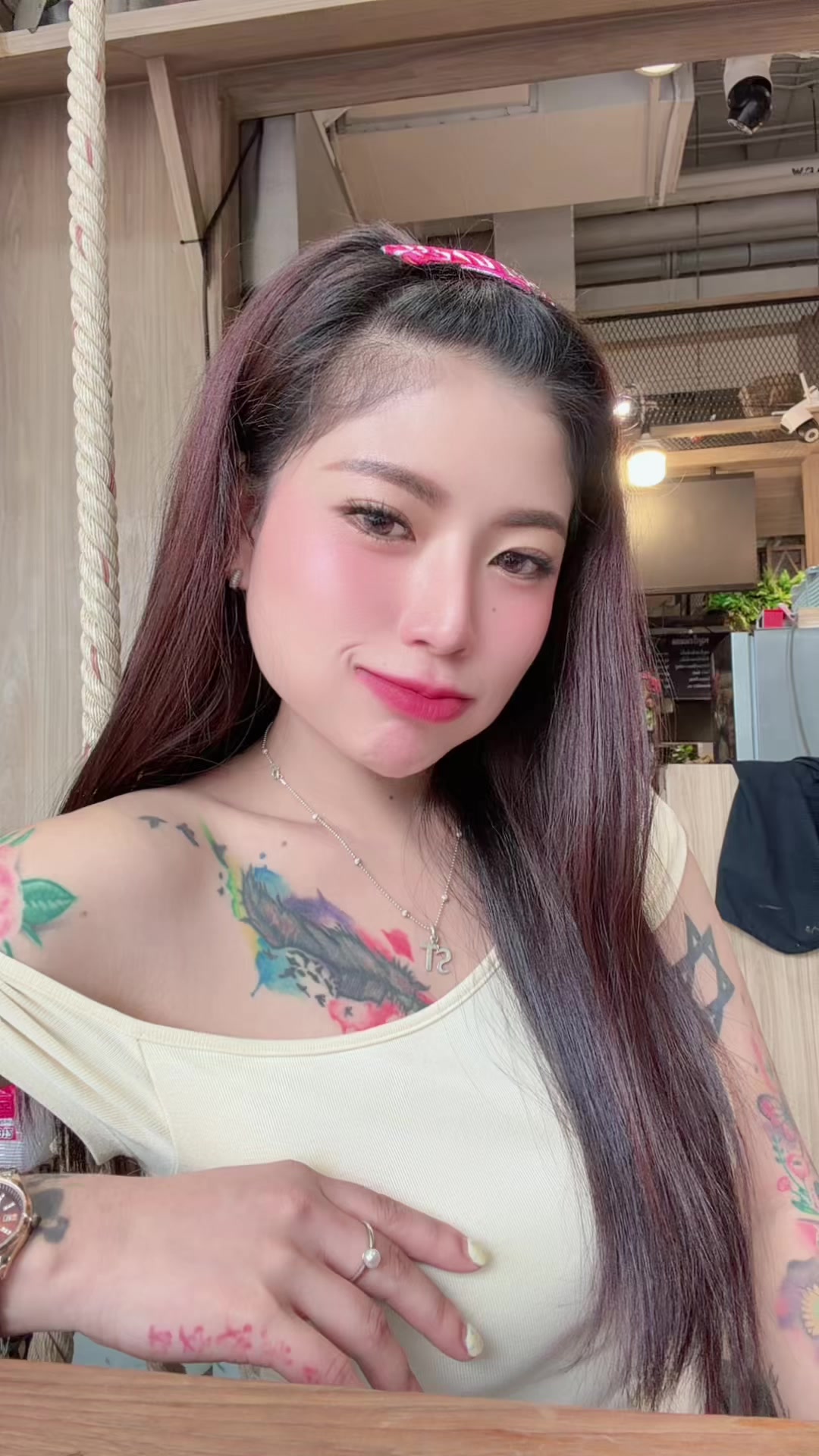 @<อะบู้ สายรุ้ง>《Ar Nya》
