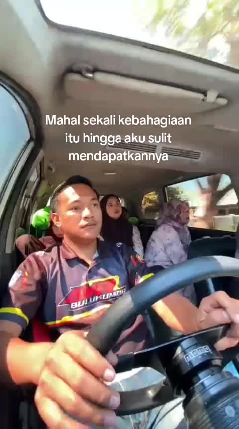 @LuxuryManis