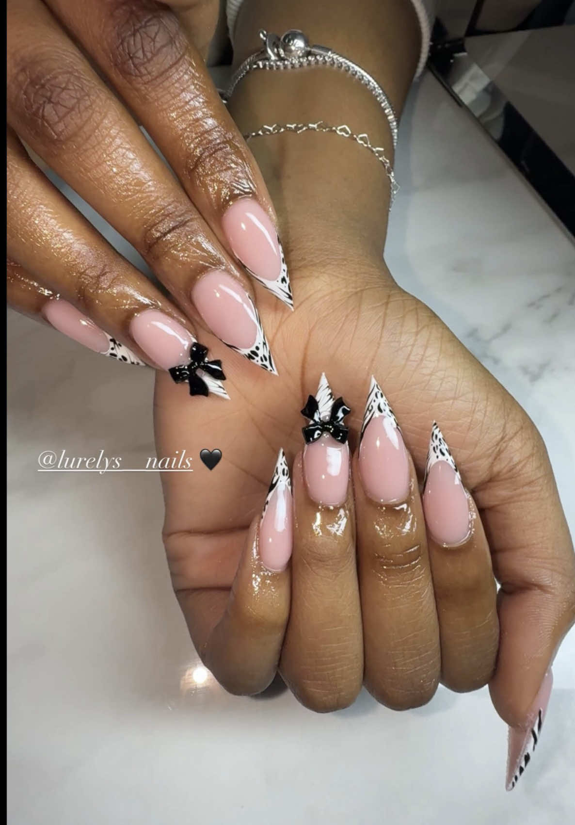 @alexis kennedy 💐