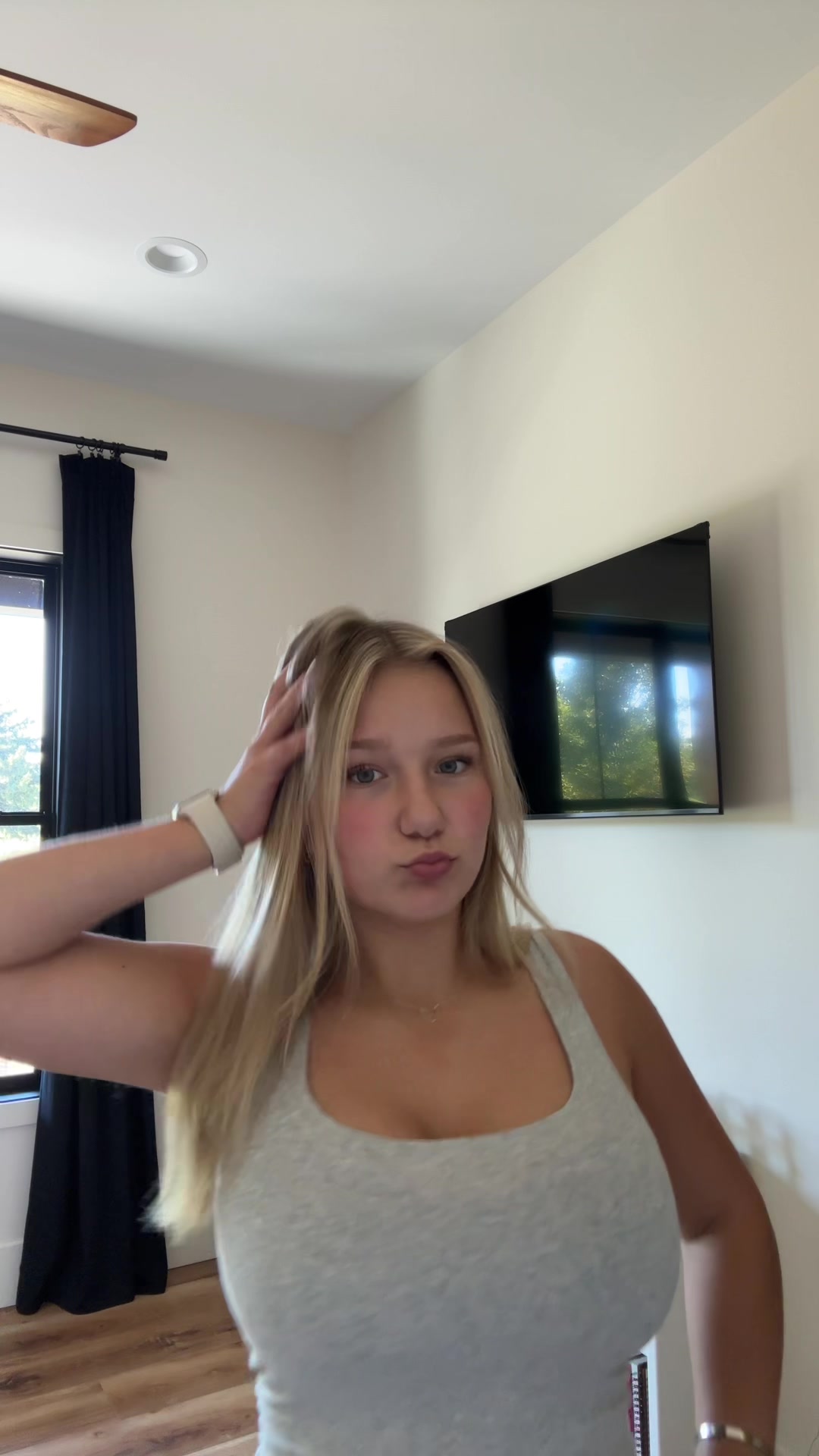 @evie