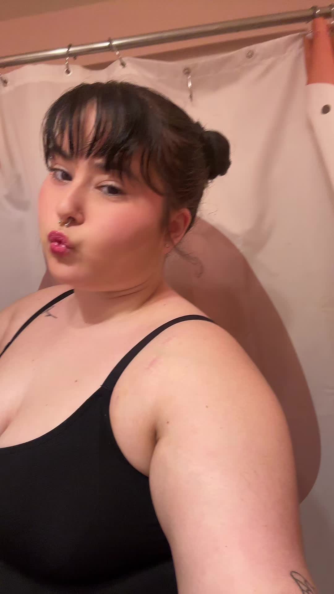 @maddie👩🏼&zwj;🦲