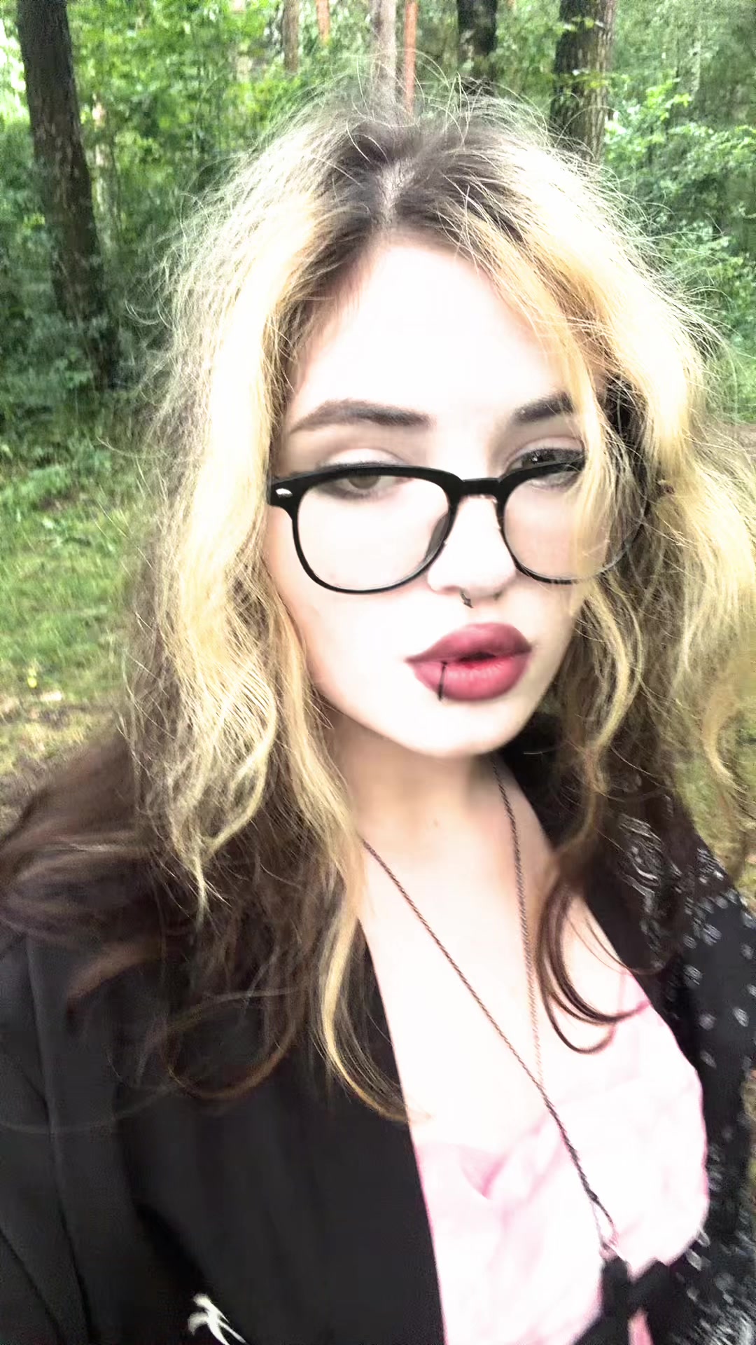 @nikafavoch