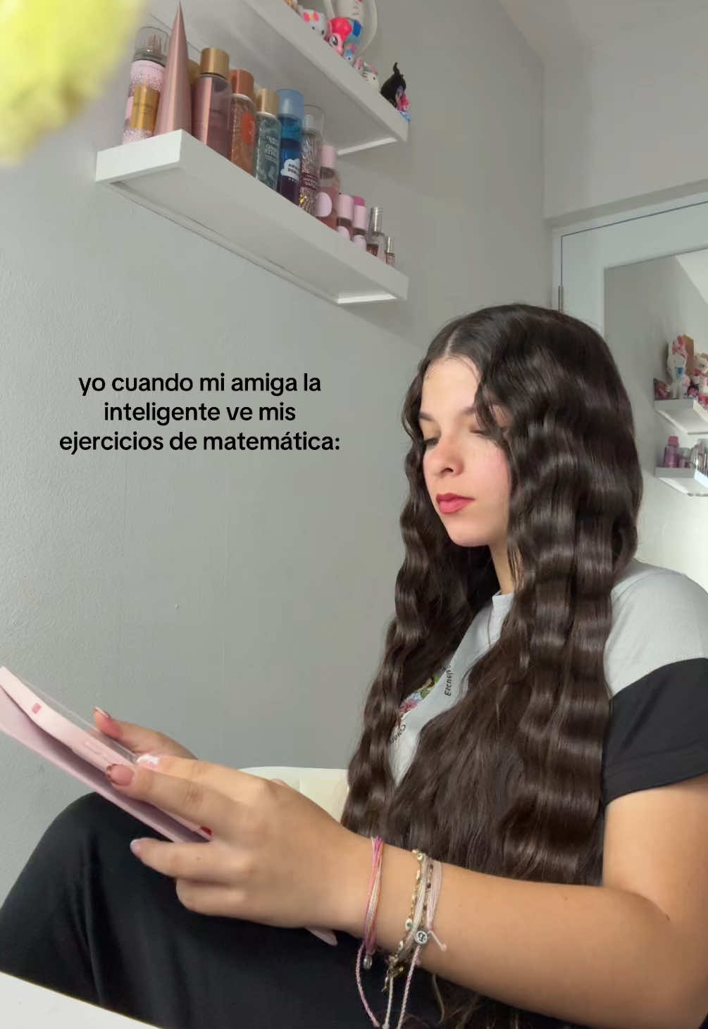 @ᥫ᭡.