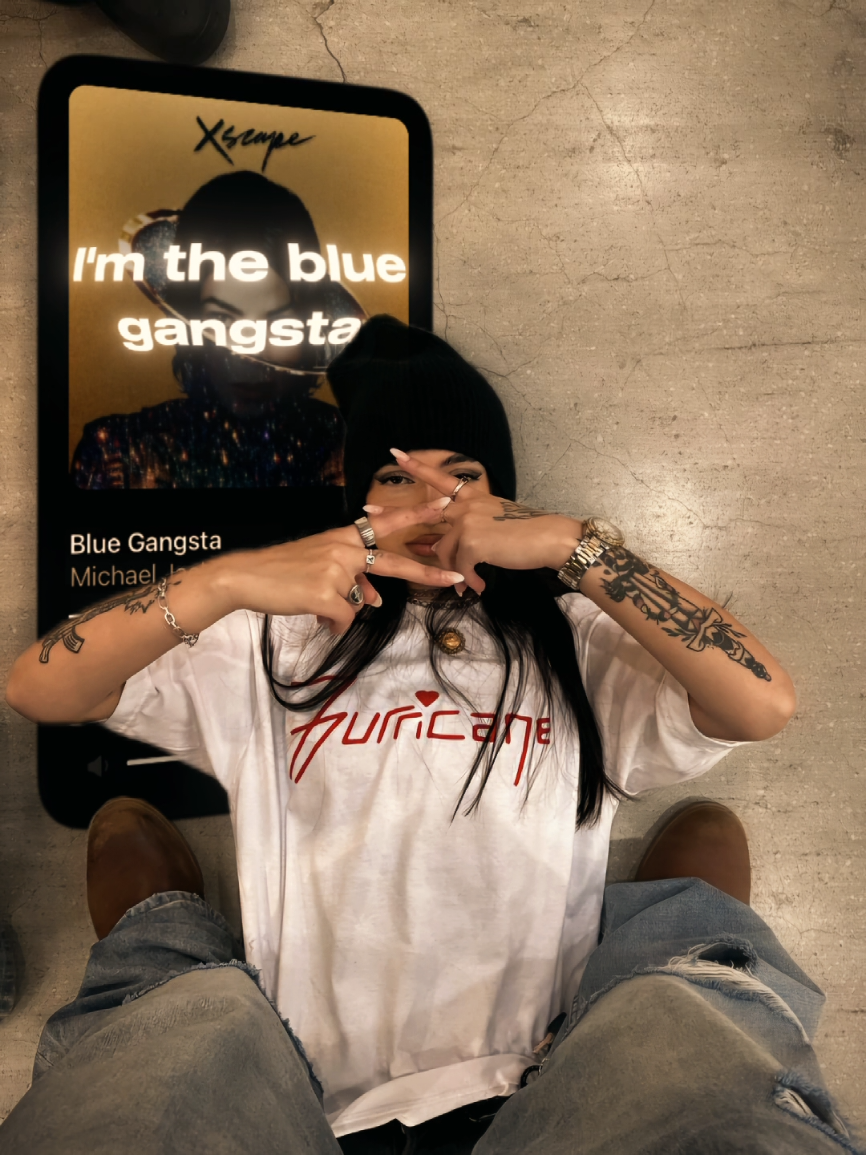 @𝐩𝐚𝐧𝐭𝐞𝐫𝐚 ☆