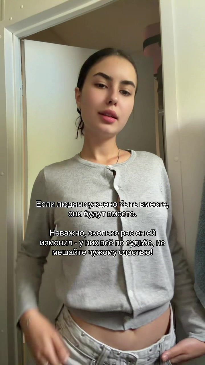 @Rozirina737