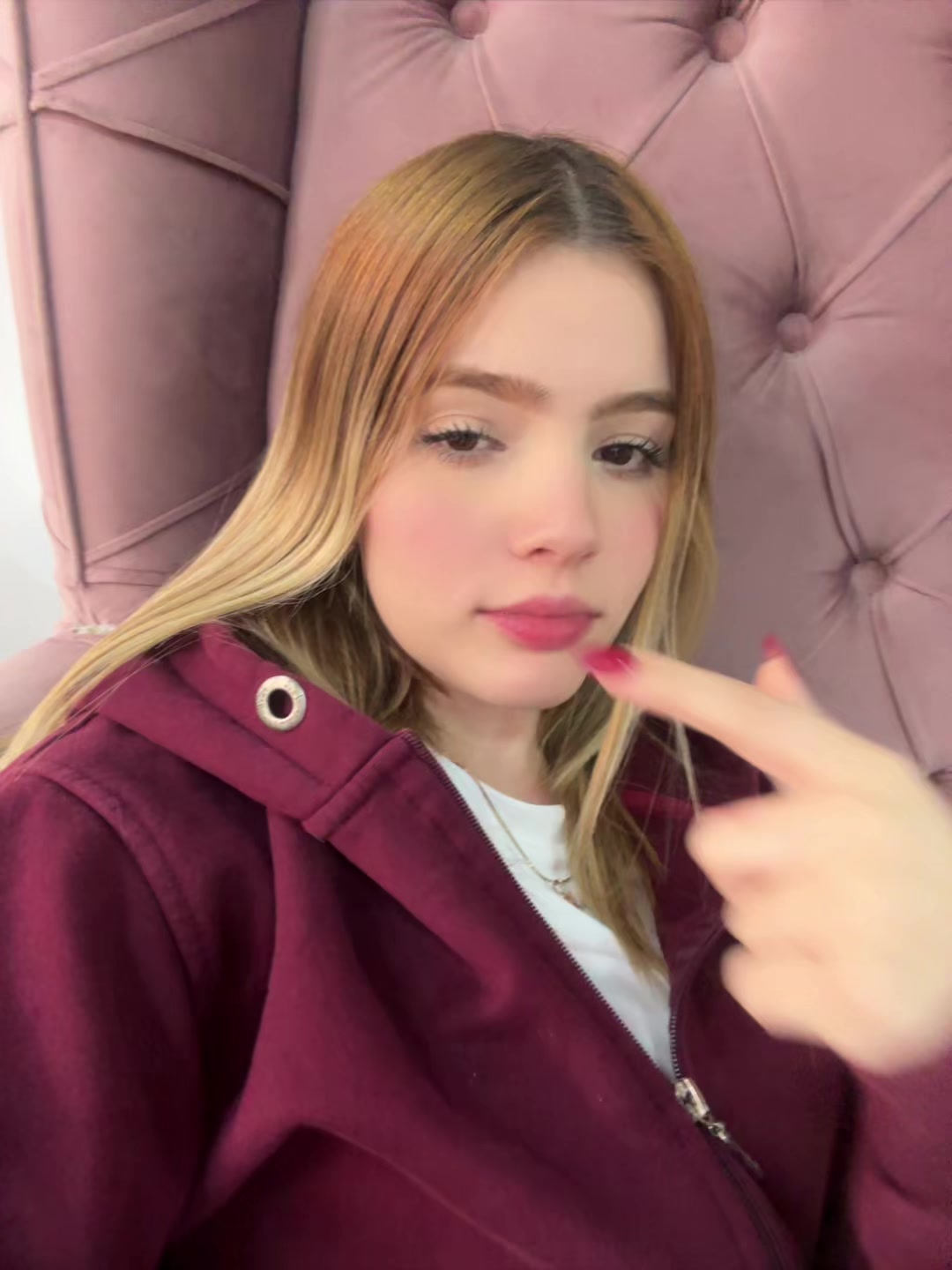 @Hily ✨
