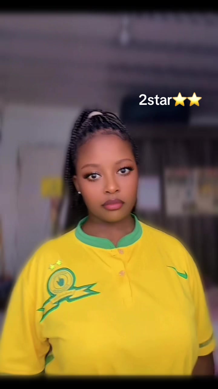 @Tshiamo💛👆🏻