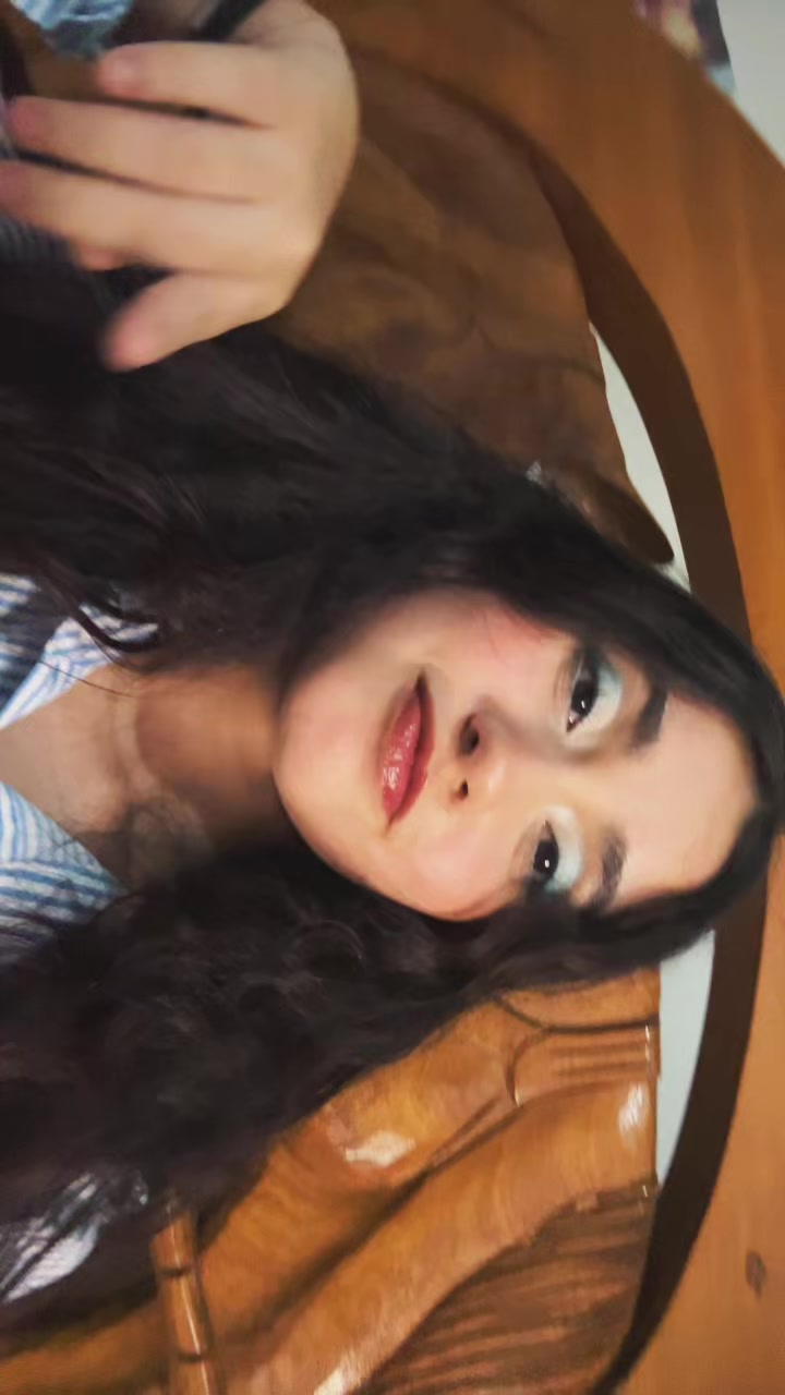 @julianaaasx
