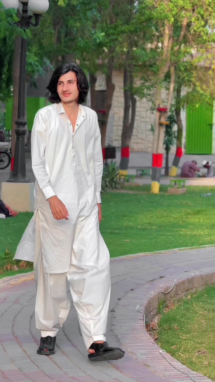 @Sallu