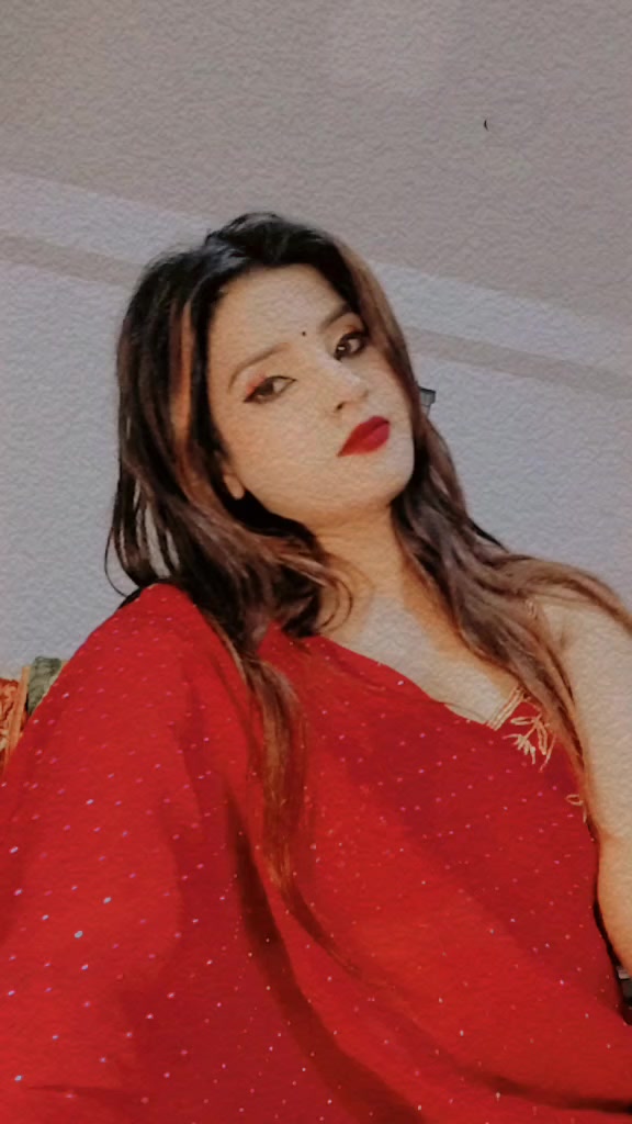 @Bhojpuri Queen 👑