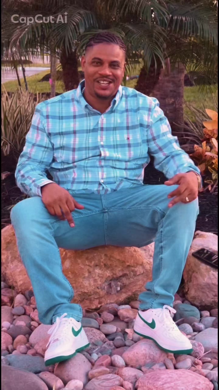 @876_tyrone