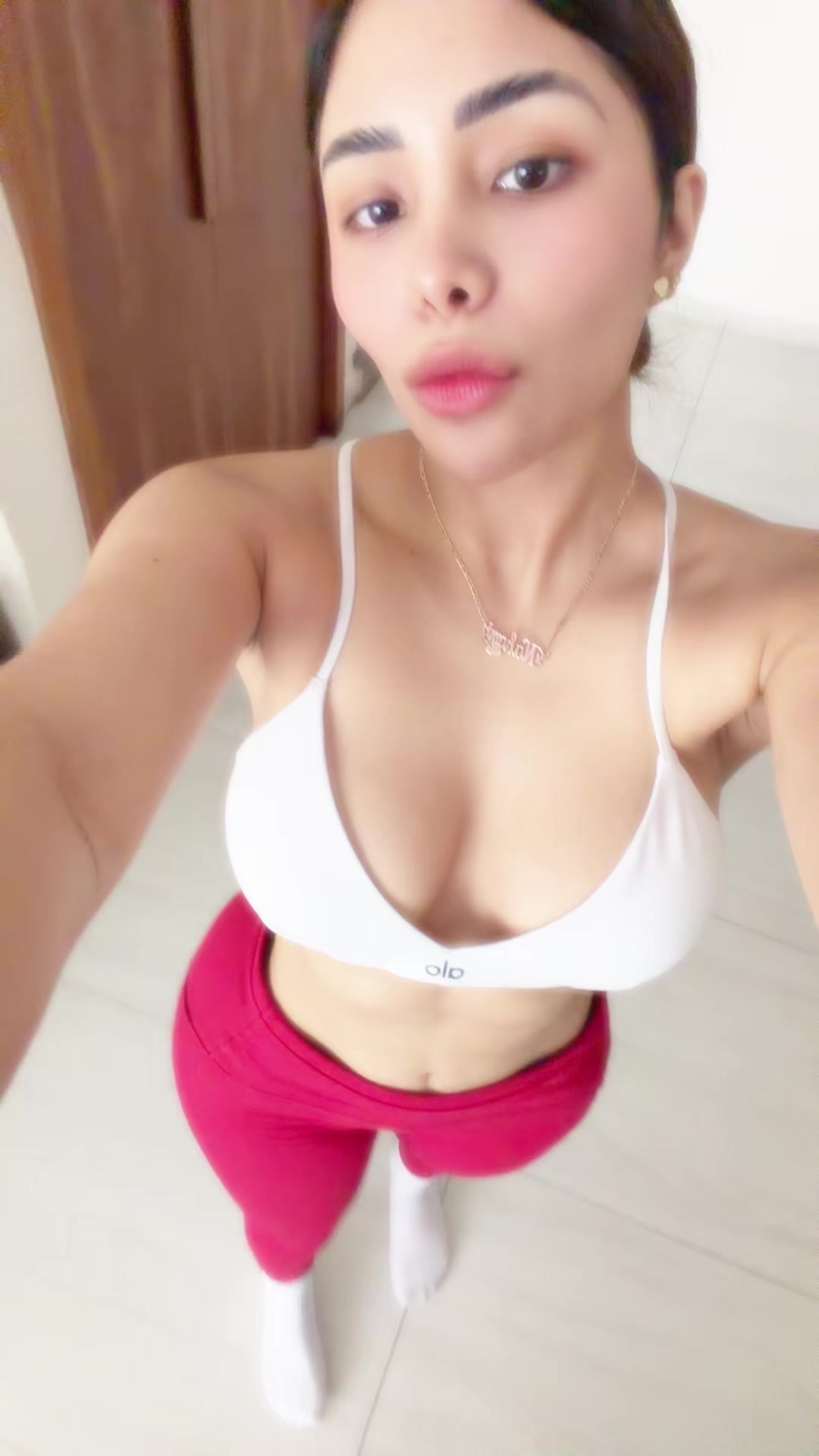 @Nahomi Persal ✨
