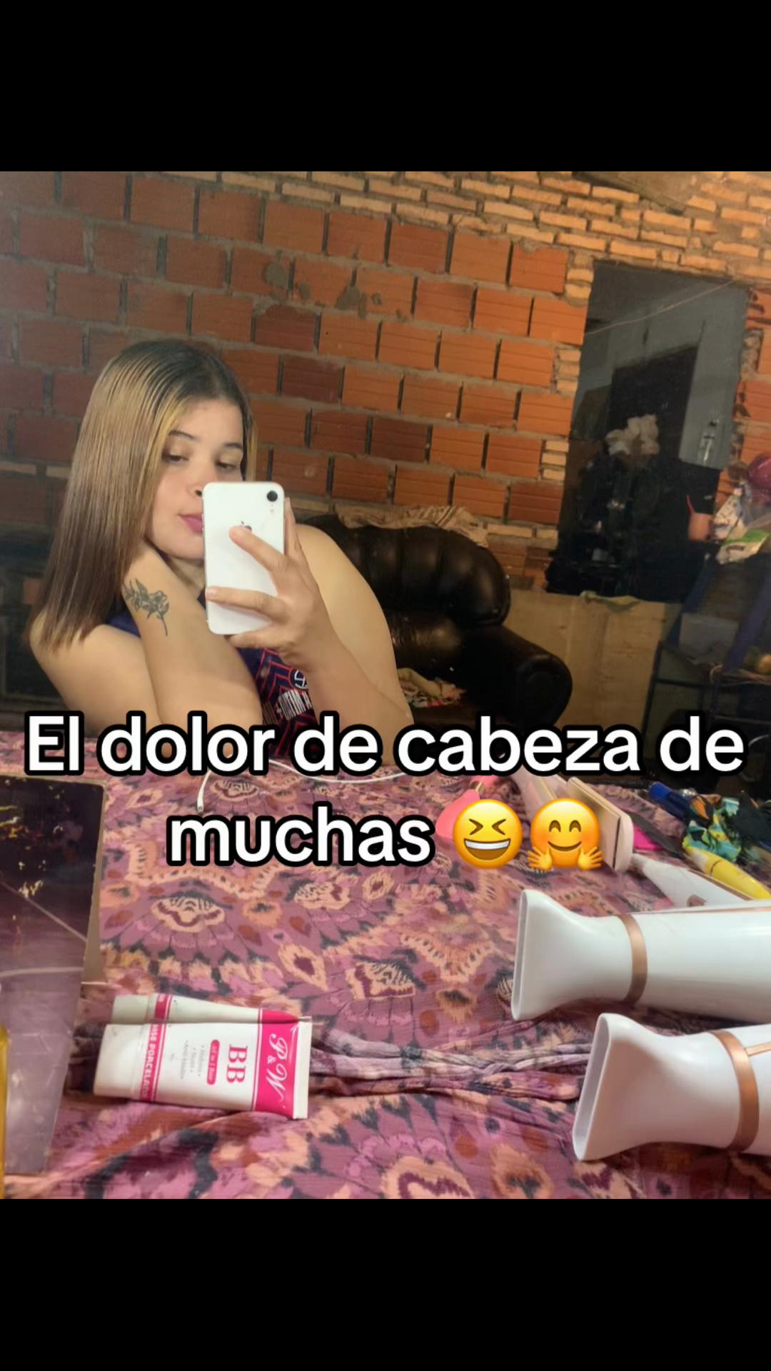@ana Flores
