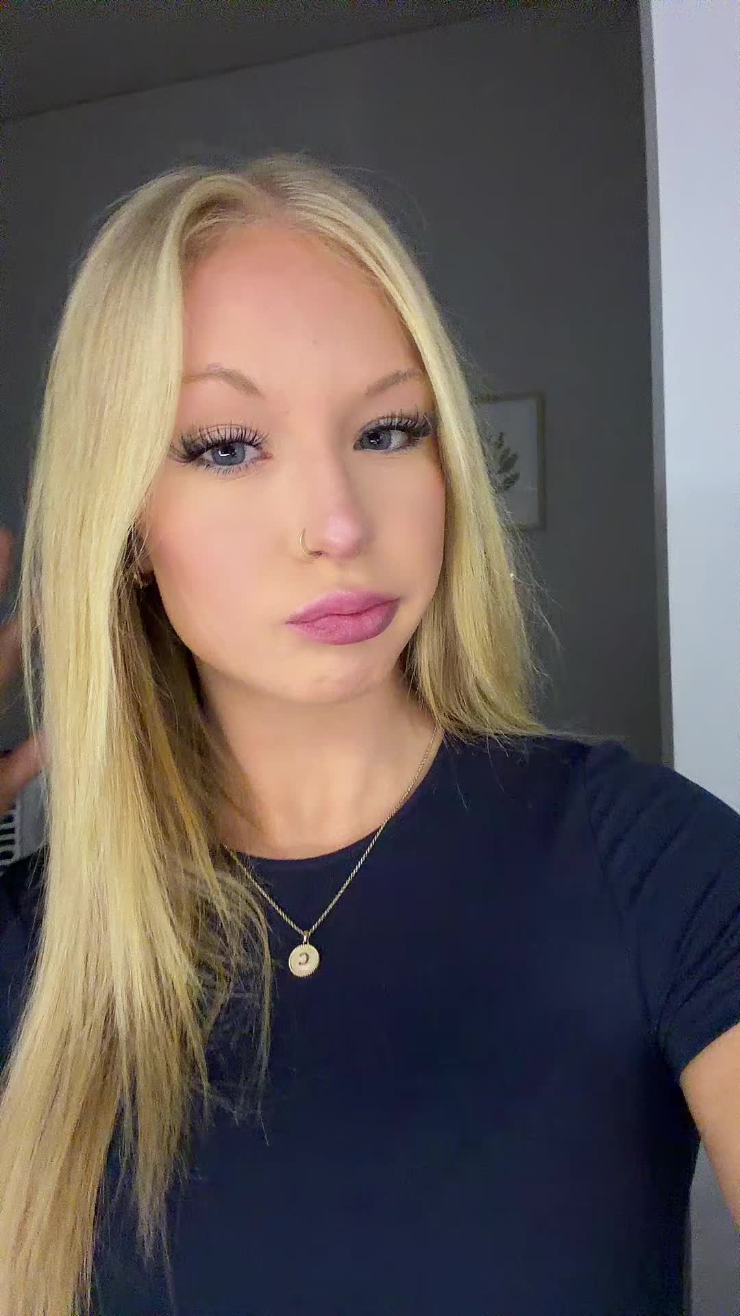 @chloe